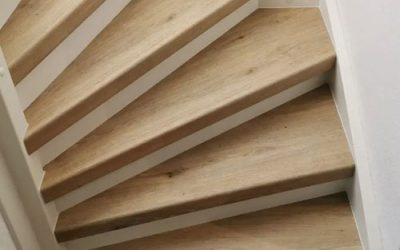 Kunt u een open trap bekleden met pvc?